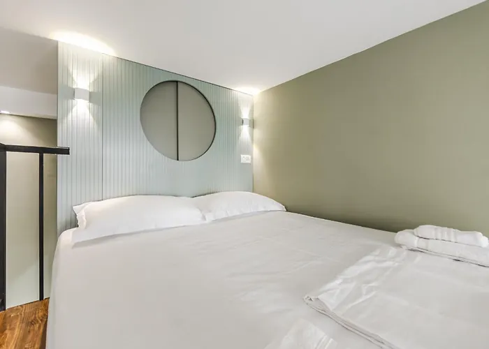 Amel's By Pikhost Apartman *